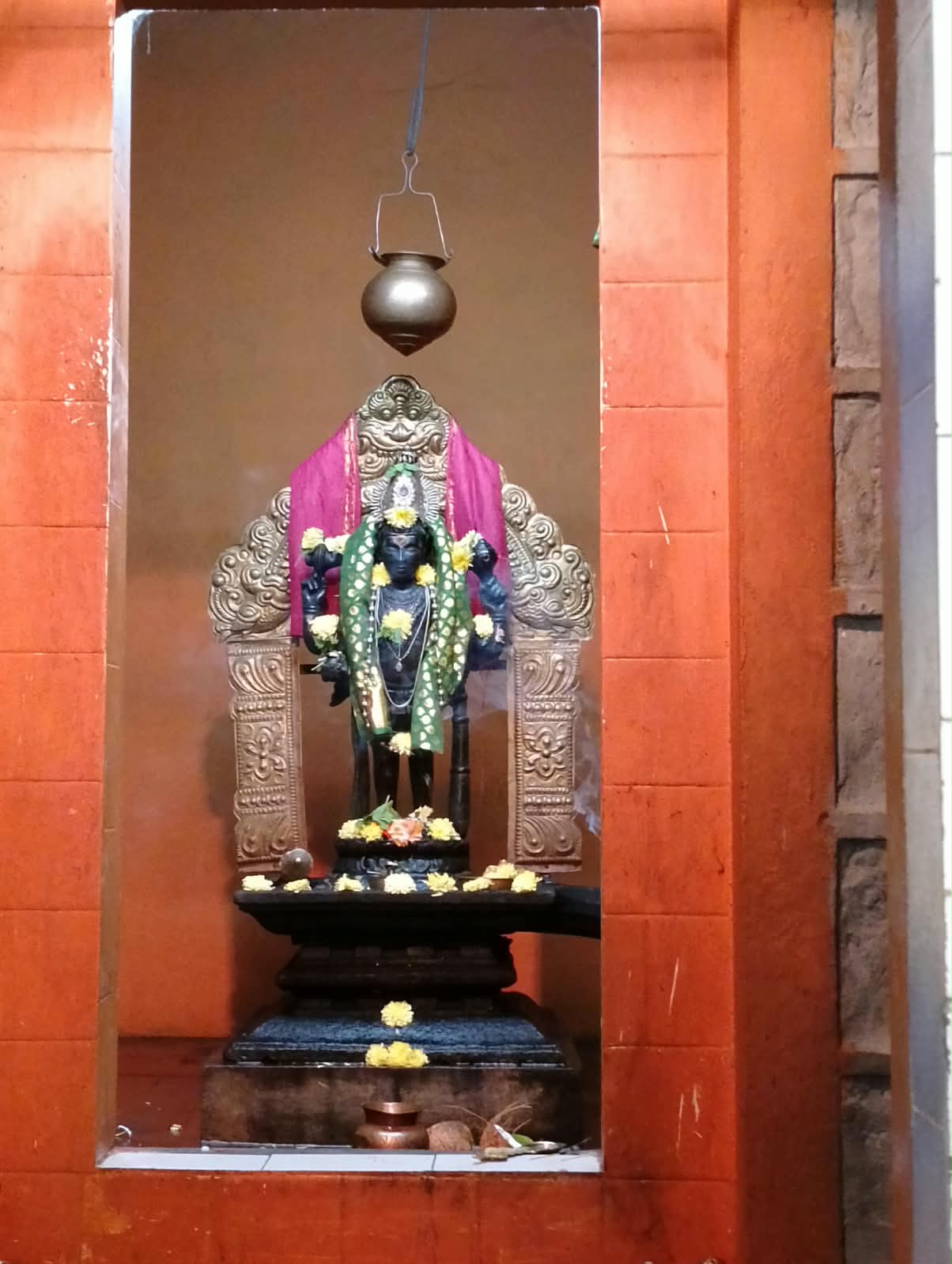 Dhanavanatari-yelguppa